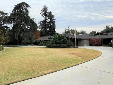 525 E Chevy Chase Dr, Tulare, CA 93274 photo 6