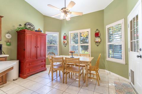 1214 N Carolina Ave, Clovis, CA 93619 photo 18