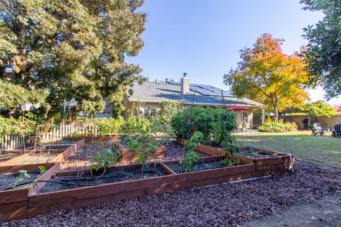 1214 N Carolina Ave, Clovis, CA 93619 photo 40