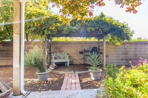 1214 N Carolina Ave, Clovis, CA 93619 photo 35