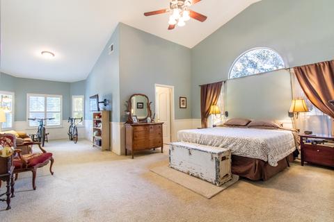 1214 N Carolina Ave, Clovis, CA 93619 photo 19