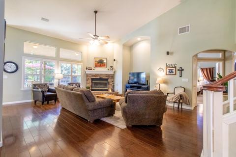 1214 N Carolina Ave, Clovis, CA 93619 photo 9