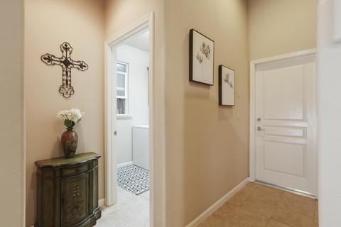1608 E Beech Dr, Visalia, CA 93292 photo 11