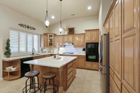 1608 E Beech Dr, Visalia, CA 93292 photo 20