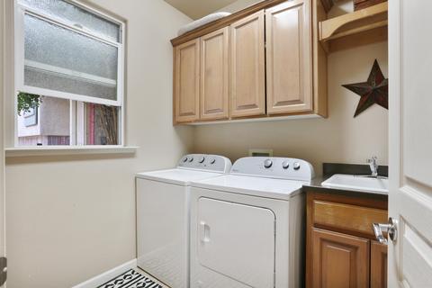 1608 E Beech Dr, Visalia, CA 93292 photo 13