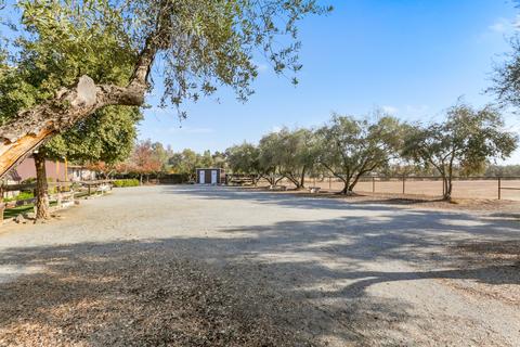 22561 Carson Ave, Exeter, CA 93221 photo 81
