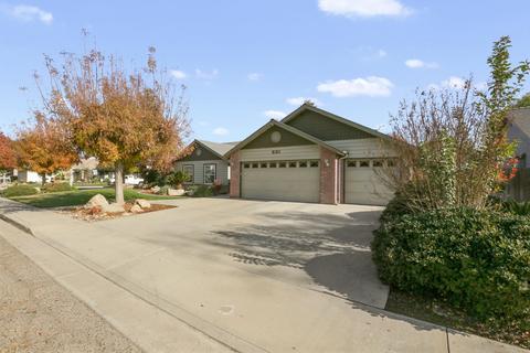 631 Rolling Hills St, Exeter, CA 93221 photo 2