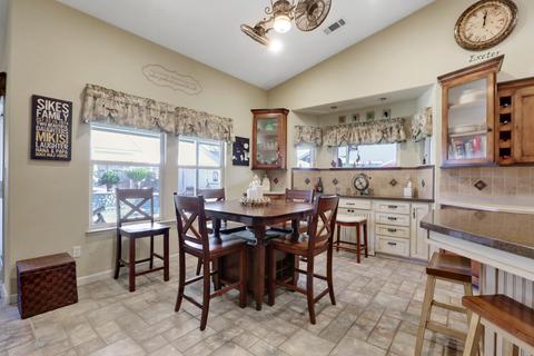 631 Rolling Hills St, Exeter, CA 93221 photo 11