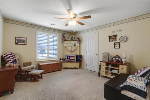631 Rolling Hills St, Exeter, CA 93221 photo 14