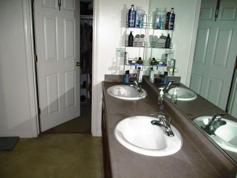 2214 E Victor Ave, Visalia, CA 93292 photo 18