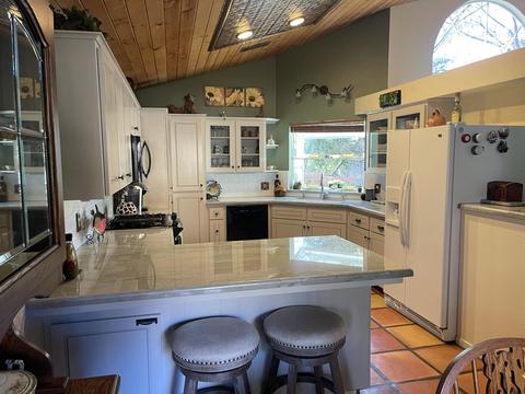 40964 Cherokee Oaks Dr, Three Rivers, CA 93271 photo 4
