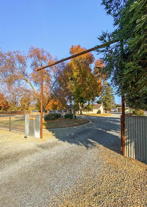 19101 Avenue 300 #J, Exeter, CA 93221 photo 7
