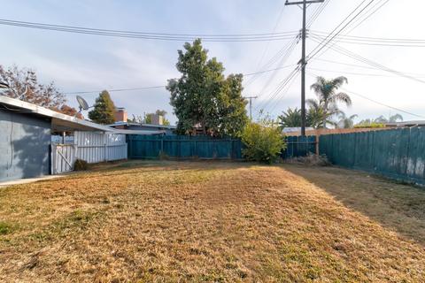 208 Plum Dr, Exeter, CA 93221 photo 5