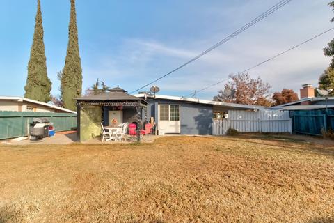 208 Plum Dr, Exeter, CA 93221 photo 6