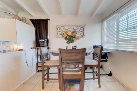 208 Plum Dr, Exeter, CA 93221 photo 18