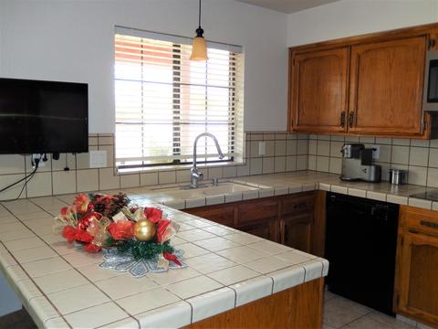 131 S Cornucopia Rd, Exeter, CA 93221 photo 6