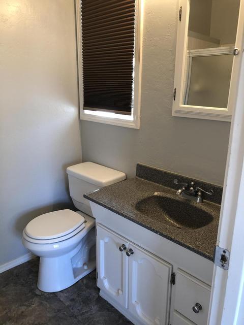 283 E Sandra Ave, Tulare, CA 93274 photo 4