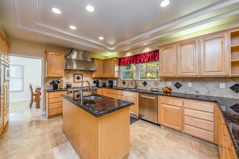 3342 E Hillcrest Ave, Visalia, CA 93292 photo 15