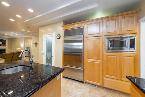 3342 E Hillcrest Ave, Visalia, CA 93292 photo 19