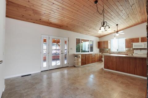 41005 Blossom Dr, Three Rivers, CA 93271 photo 9