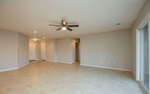 746 Tulip Cir, Dinuba, CA 93618 photo 3