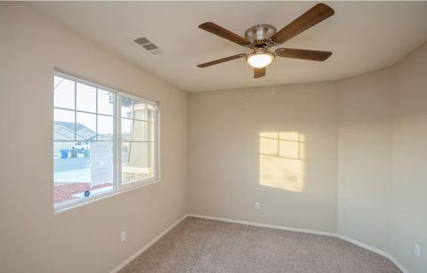 746 Tulip Cir, Dinuba, CA 93618 photo 16