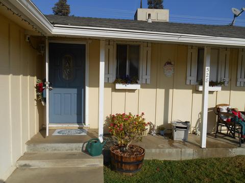 528 E Sandra Ave, Tulare, CA 93274 photo 16