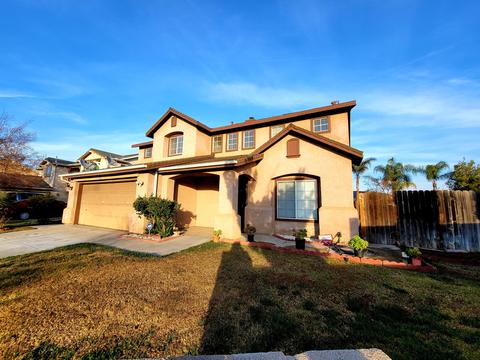 674 Cambria Ln, Lemoore, CA 93245 photo 2