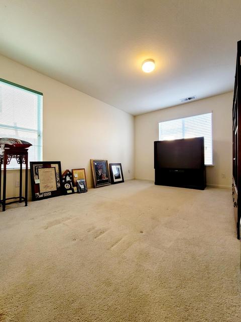 674 Cambria Ln, Lemoore, CA 93245 photo 9