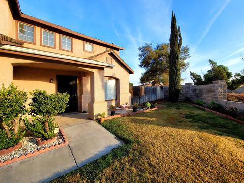 674 Cambria Ln, Lemoore, CA 93245 photo 1
