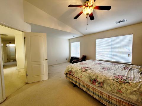 674 Cambria Ln, Lemoore, CA 93245 photo 11