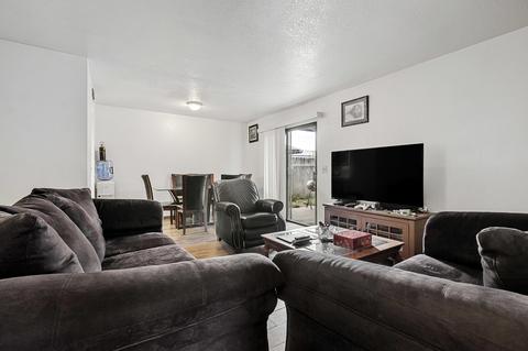 1733 E Cross Ave, Tulare, CA 93274 photo 6