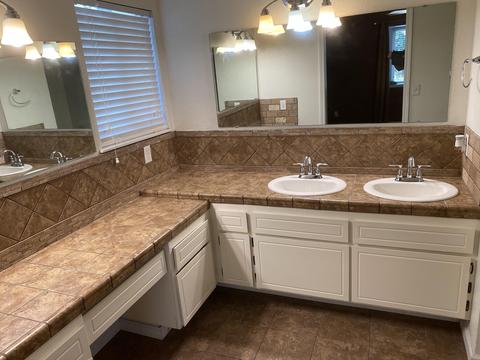 1016 E Ferguson Ave, Visalia, CA 93291 photo 7