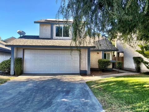 1016 E Ferguson Ave, Visalia, CA 93291 photo 16
