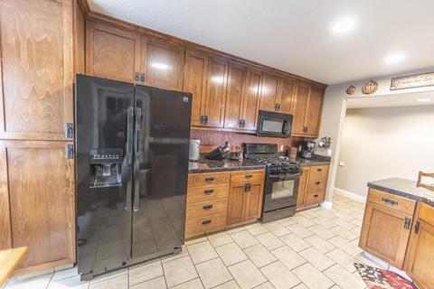 436 Alder Dr, Lemoore, CA 93245 photo 9