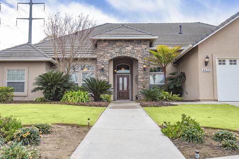 4435 E Grove Ct, Visalia, CA 93292 photo 2