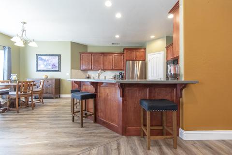 4435 E Grove Ct, Visalia, CA 93292 photo 14