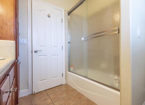 4435 E Grove Ct, Visalia, CA 93292 photo 47