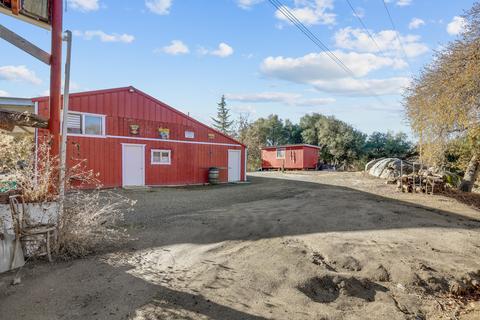51945 Eshom Valley Dr, Badger, CA 93603 photo 44