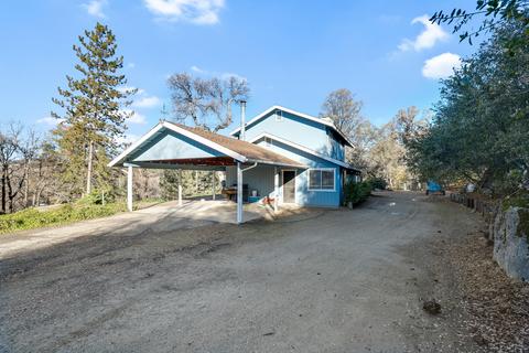 51945 Eshom Valley Dr, Badger, CA 93603 photo 3