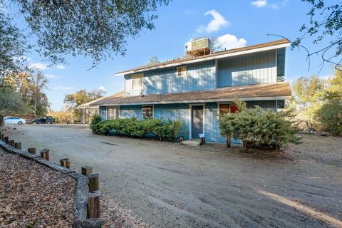 51945 Eshom Valley Dr, Badger, CA 93603 photo 9