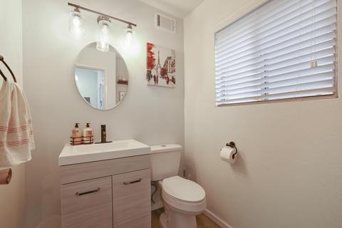1928 E Beech Ave, Visalia, CA 93292 photo 17