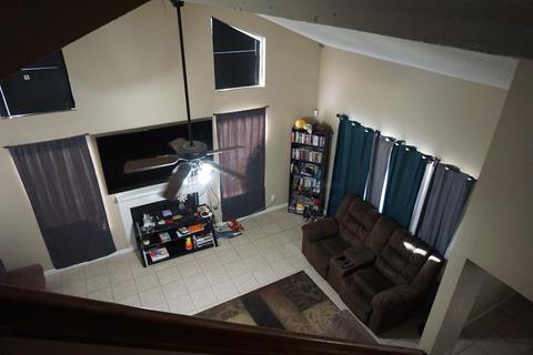 944 E Oakridge Ave, Visalia, CA 93292 photo 14