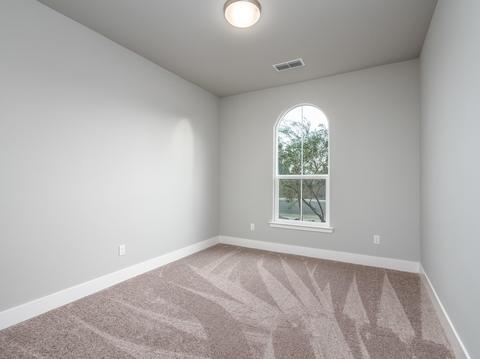 3957 Beverly Ave, Clovis, CA 93619 photo 19