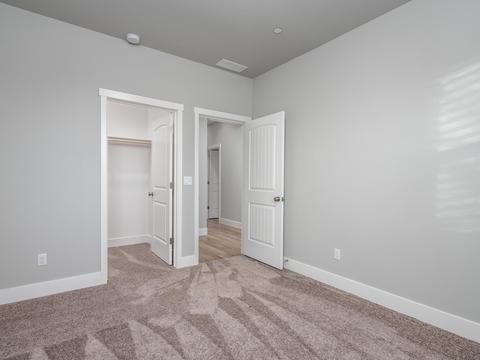 3957 Beverly Ave, Clovis, CA 93619 photo 16