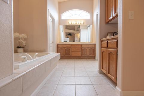 1650 E Victor Ave, Visalia, CA 93292 photo 22
