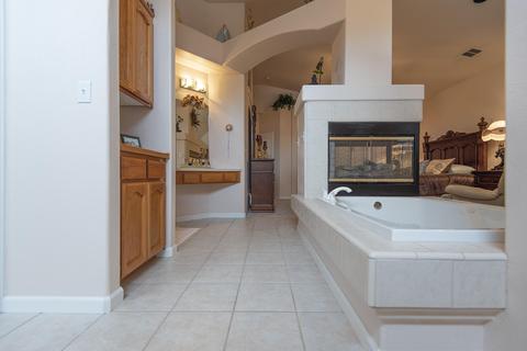 1650 E Victor Ave, Visalia, CA 93292 photo 24
