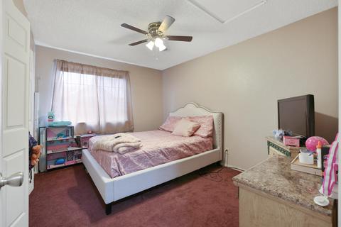 541 Vine St, Lemoore, CA 93245 photo 22