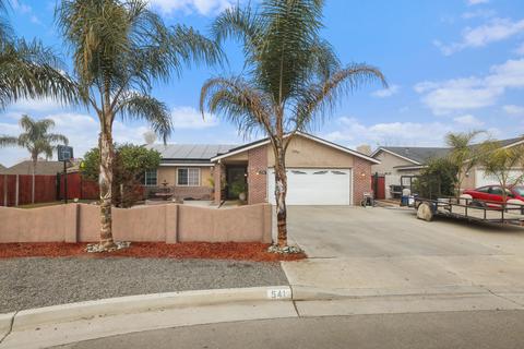 541 Vine St, Lemoore, CA 93245 photo 2