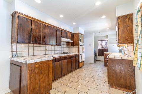 111 E Gannon Dr, Tulare, CA 93274 photo 12